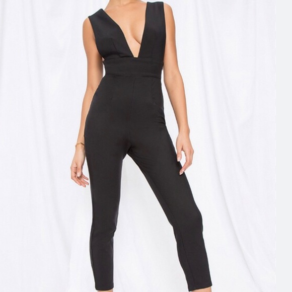 DEEP V NECK PLUNGE FITTED CATSUIT - Picture 4 of 15